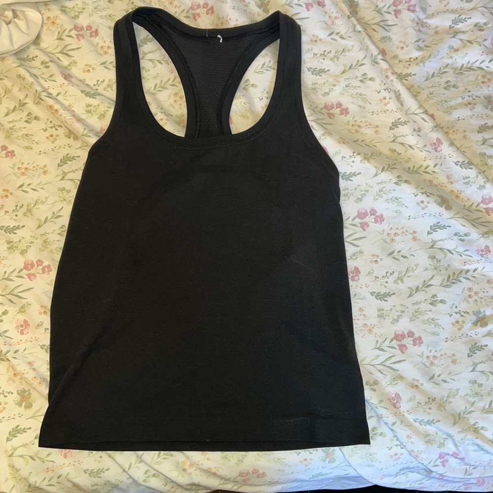 Black Lululemon Swiftly Tech Race Length Tank